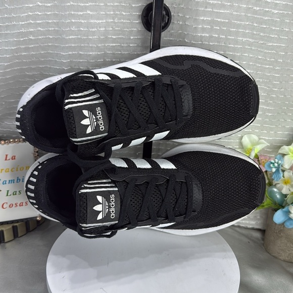 (C) Adidas SWIFT RUN X FY2110 Men's Running Shoes, Black/White, Size 9 - Picture 9 of 13